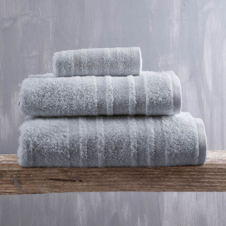 194l__laura_gkri_anoixto