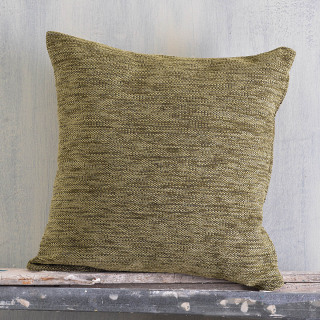 120__essie_pillow_ladi_web