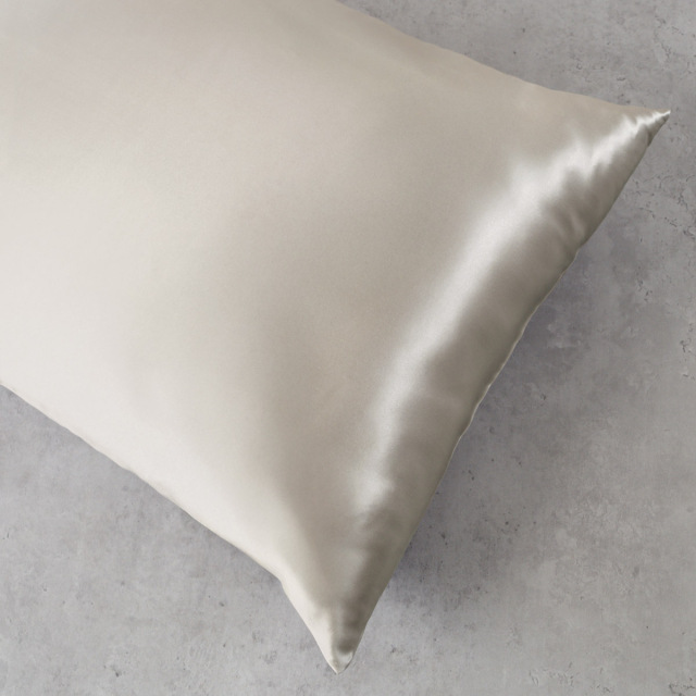 04-05__silk_sleep_beige